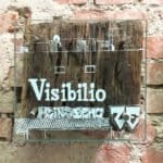"Visibilio" acrilico su vetro e legno usurato 25x23x19,5cm 2017